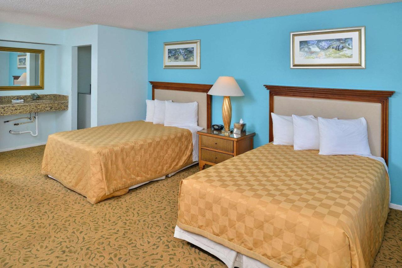 Travelodge By Wyndham Venice Venice Gardens Экстерьер фото
